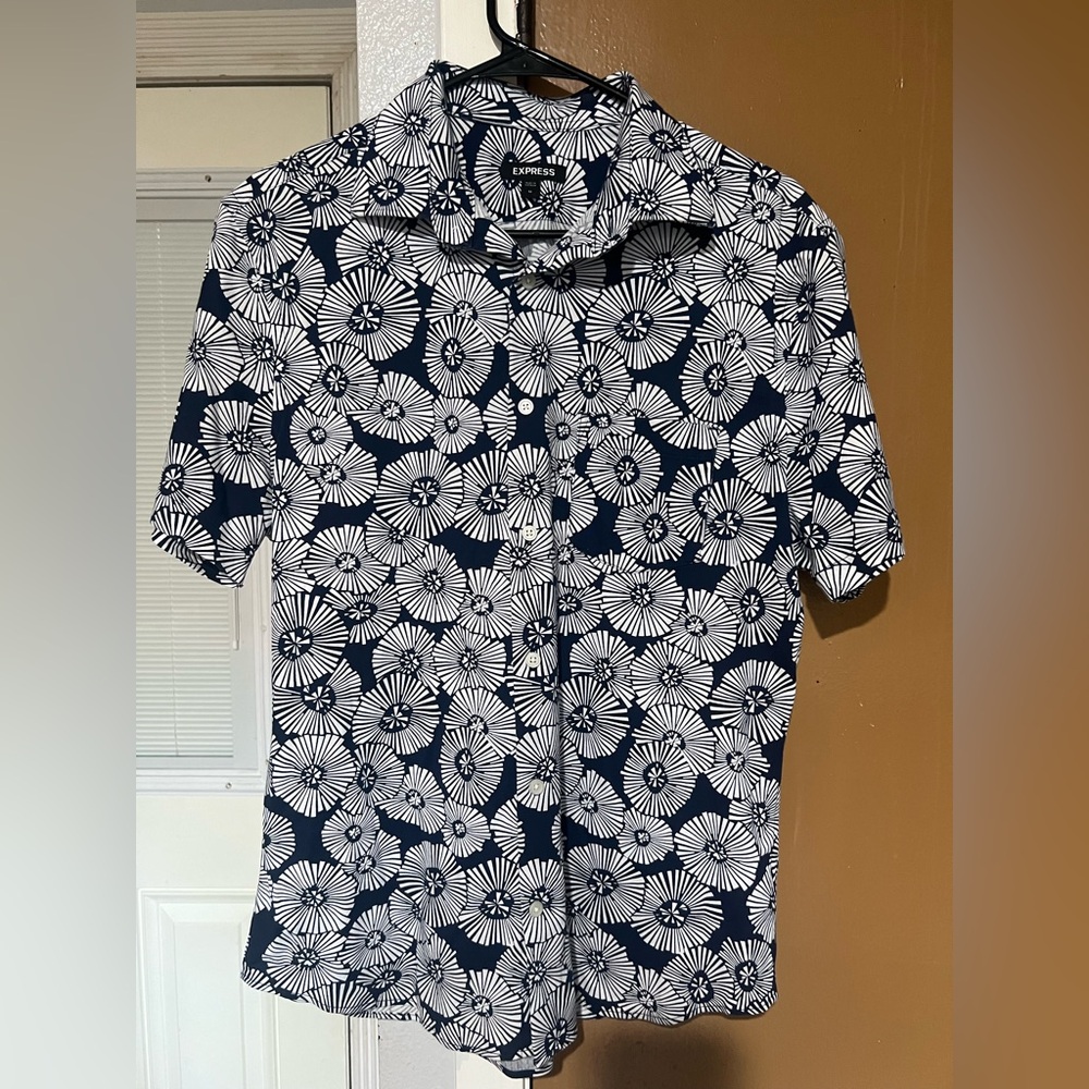 Express Men's Navy and White Floral Button Down Shirt